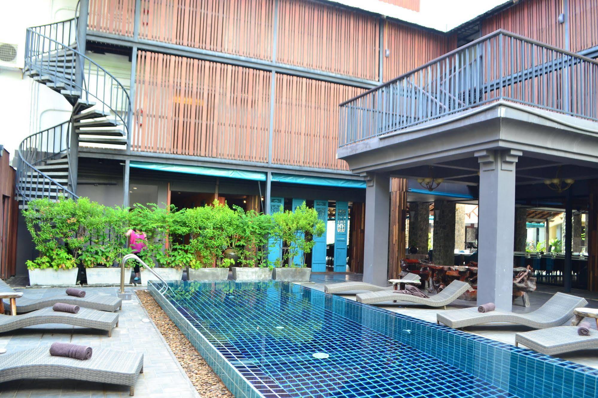 Lap Roi Karon Beachfront By Shanaya 外观 照片